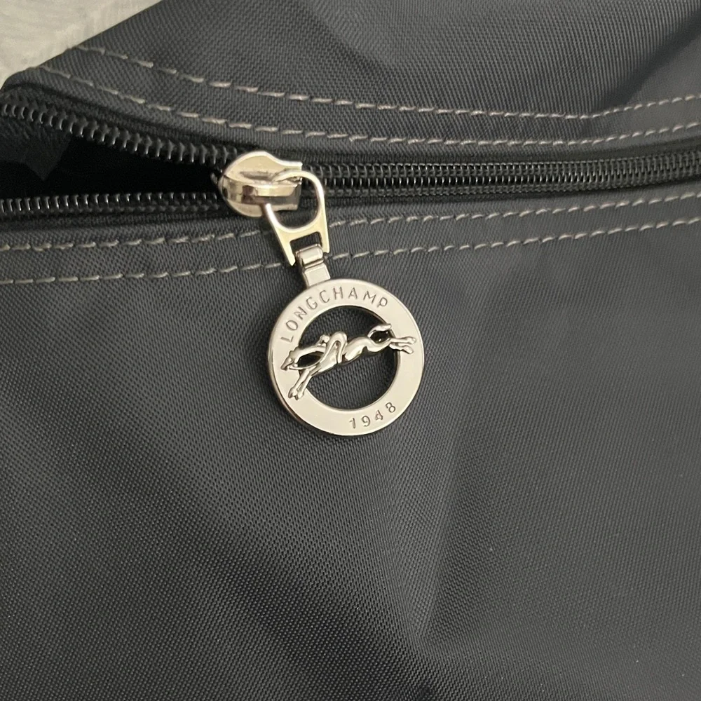Longchamp large gunmetal Backpack - Picture 6 of 7